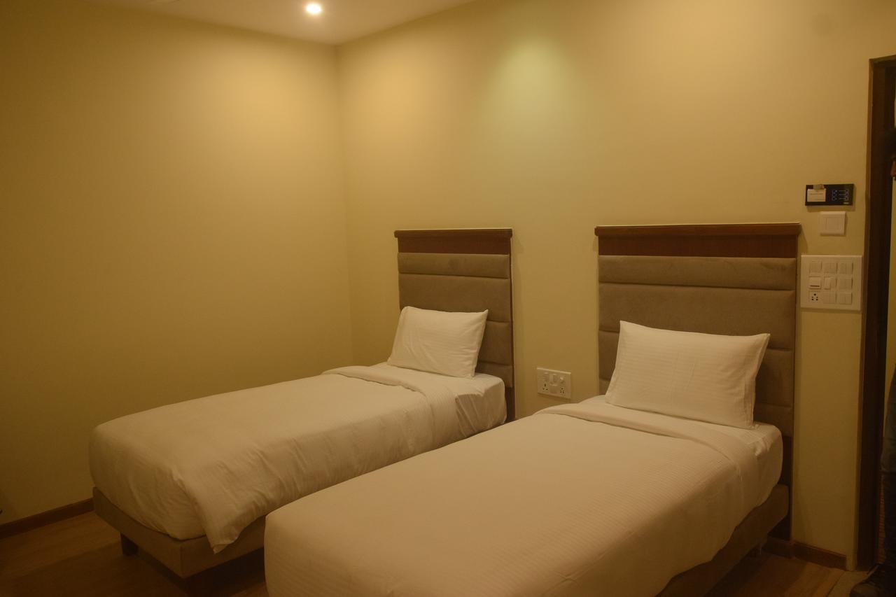 Hotel Avalon Inn Ambikāpur Exterior photo